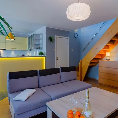 Holiday Home Neptun 12 Dwupoziomowy, 2 Lazienki, 2 Sypialnie, Balkon Miedzyzdroje Exterior photo