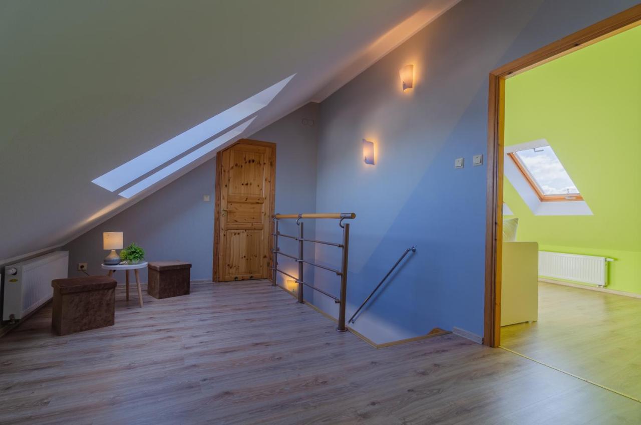 Apartment Neptun 12 Dwupoziomowy, 2 Lazienki, 2 Sypialnie, Balkon