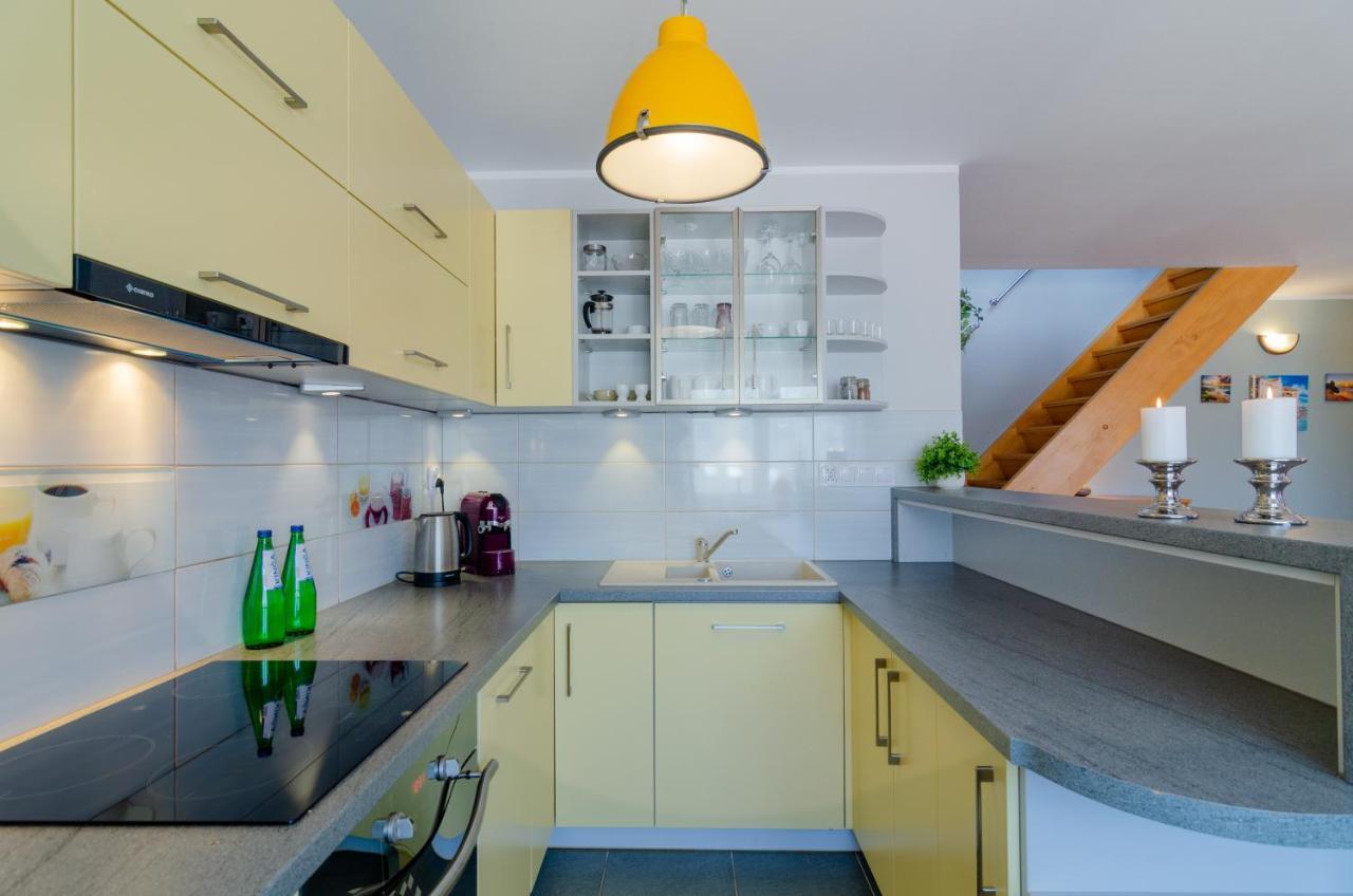 Neptun 12 Dwupoziomowy, 2 Lazienki, 2 Sypialnie, Balkon Apartment *
